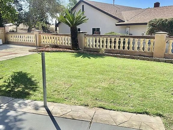 3rd image of 1745 Plaza Crest Ridge Rd