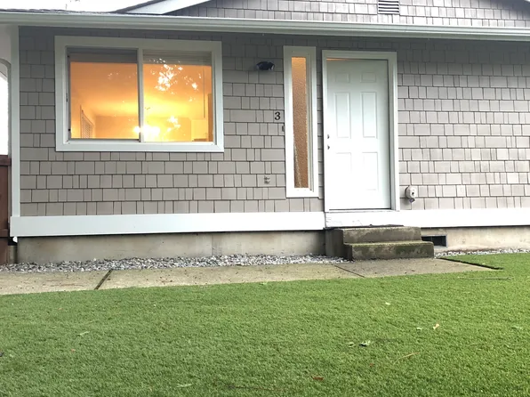 11513 NE 87th St APT 3, Kirkland, WA 98033