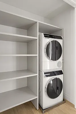 Laundry, photo 1
