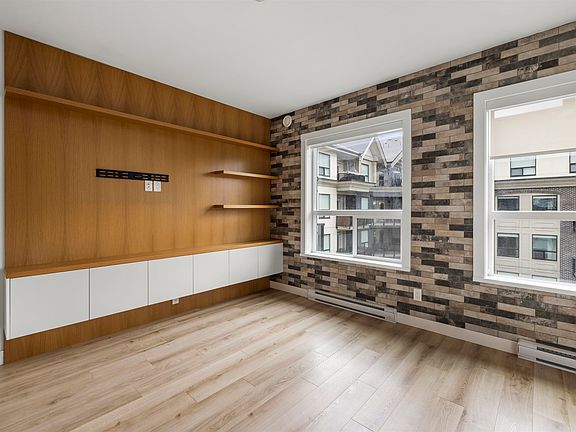 5th image of 2493 Montrose Ave #416-417