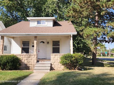 1112 Berten St, Lansing, MI, 48910