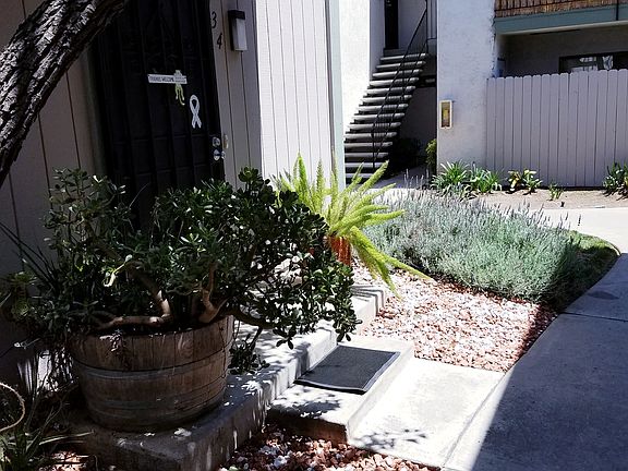 4th image of 12650 Lakeshore Dr Unit 134