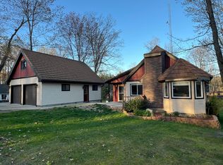 302 Ridgedale Dr, Roscommon, MI 48653