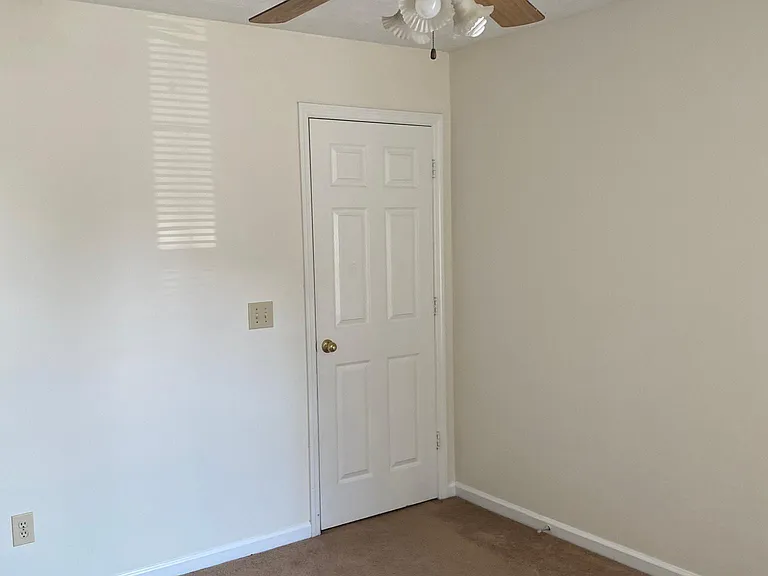 1963 Bluff Ct — Photo 19