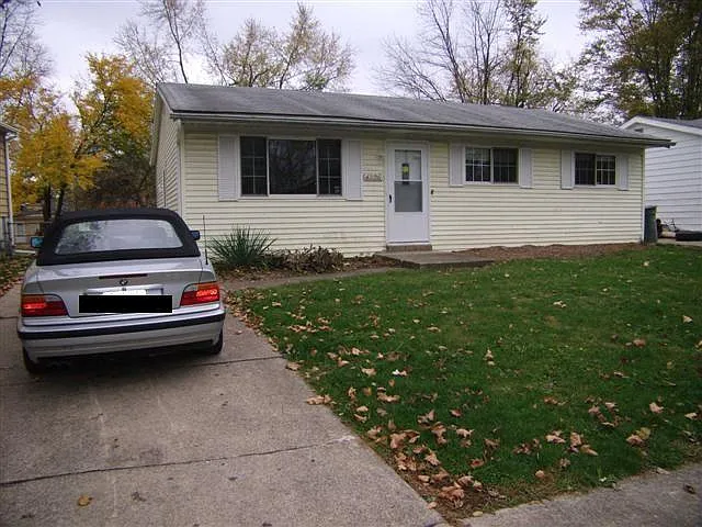 4596 Fairgrove Rd photo 1