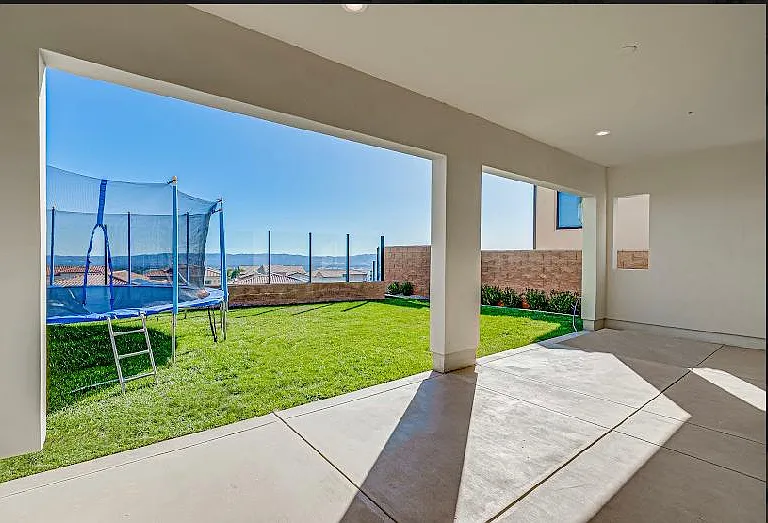 11564 N Manchester Way — Photo 31