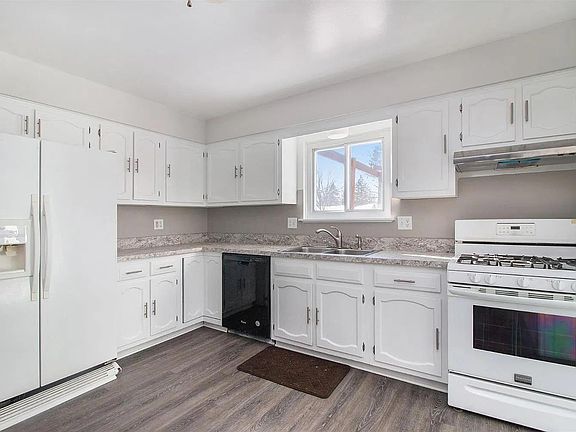 5th image of 615 Barber Ave