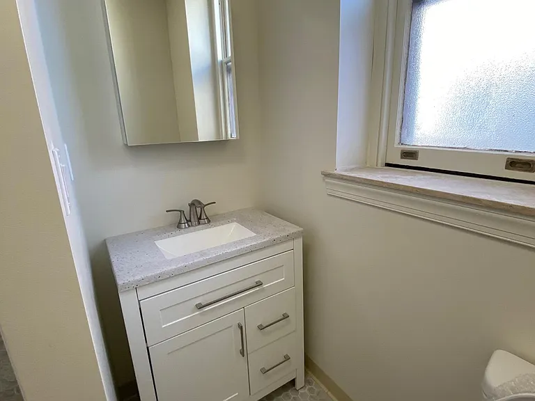 602 N 16th St #3-R — Photo 10