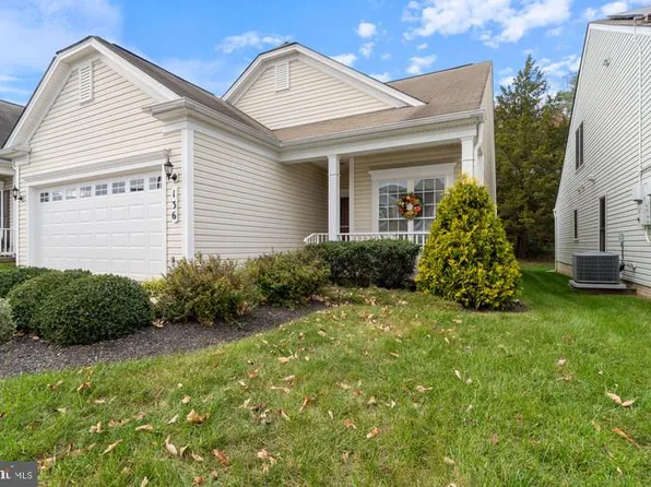136 Clubside Dr #19, Taneytown, MD 21787