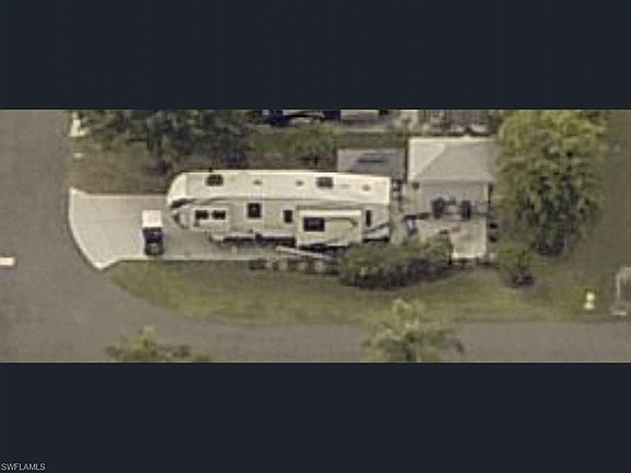 2nd image of 10457 Nightwood Dr