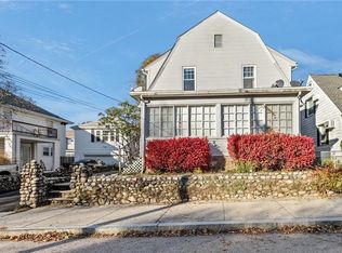 26 Conrad St, Woonsocket, RI 02895