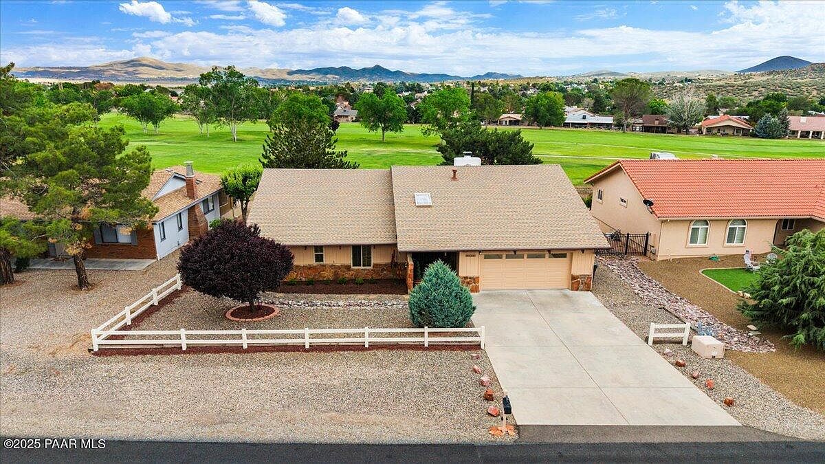 10875 E Manzanita Trl