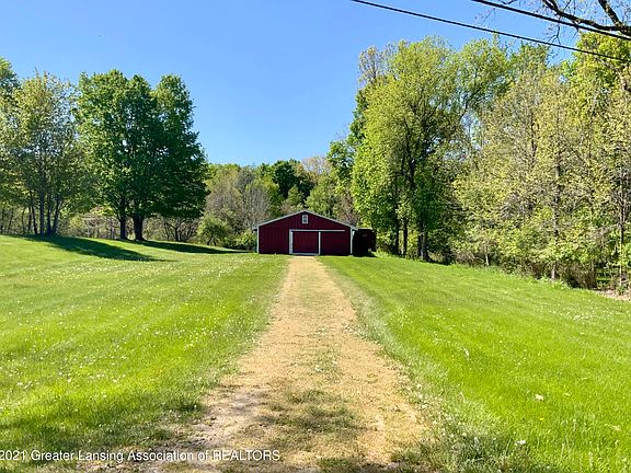 3rd image of 6439 W Eaton Hwy