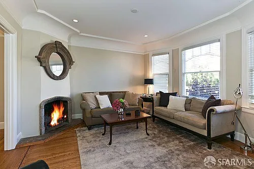 3030 Pierce St Photo 1