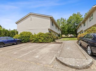 4748 SW Vermont St #5, Portland, OR 97219