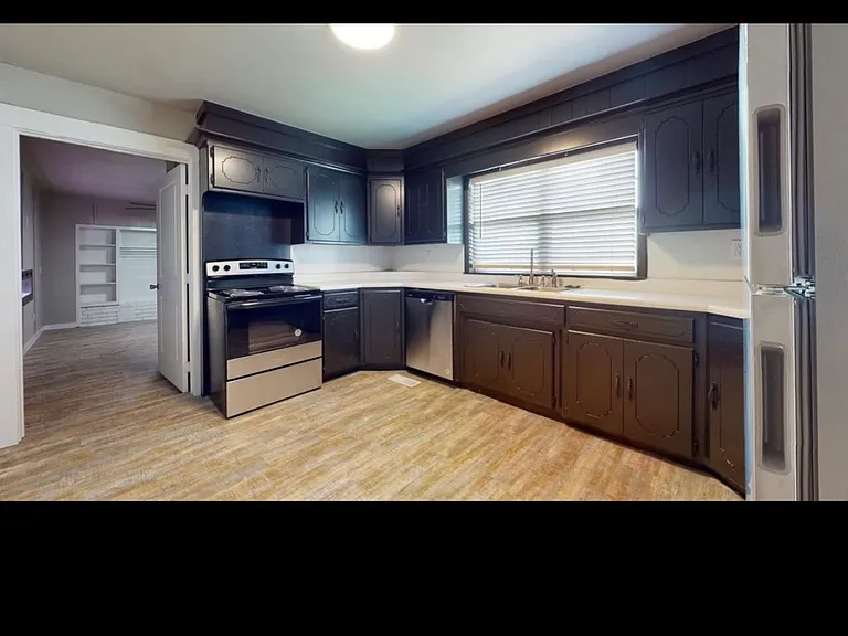 723 N Jardot Rd — Photo 11