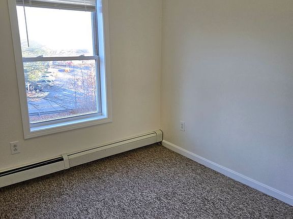 5th image of 56-60 Anchor St #56