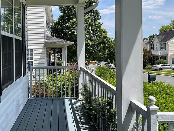 3rd image of 10109 Elliston Ct