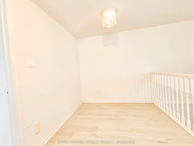 147 Dubrick Cres #1 — Photo 14