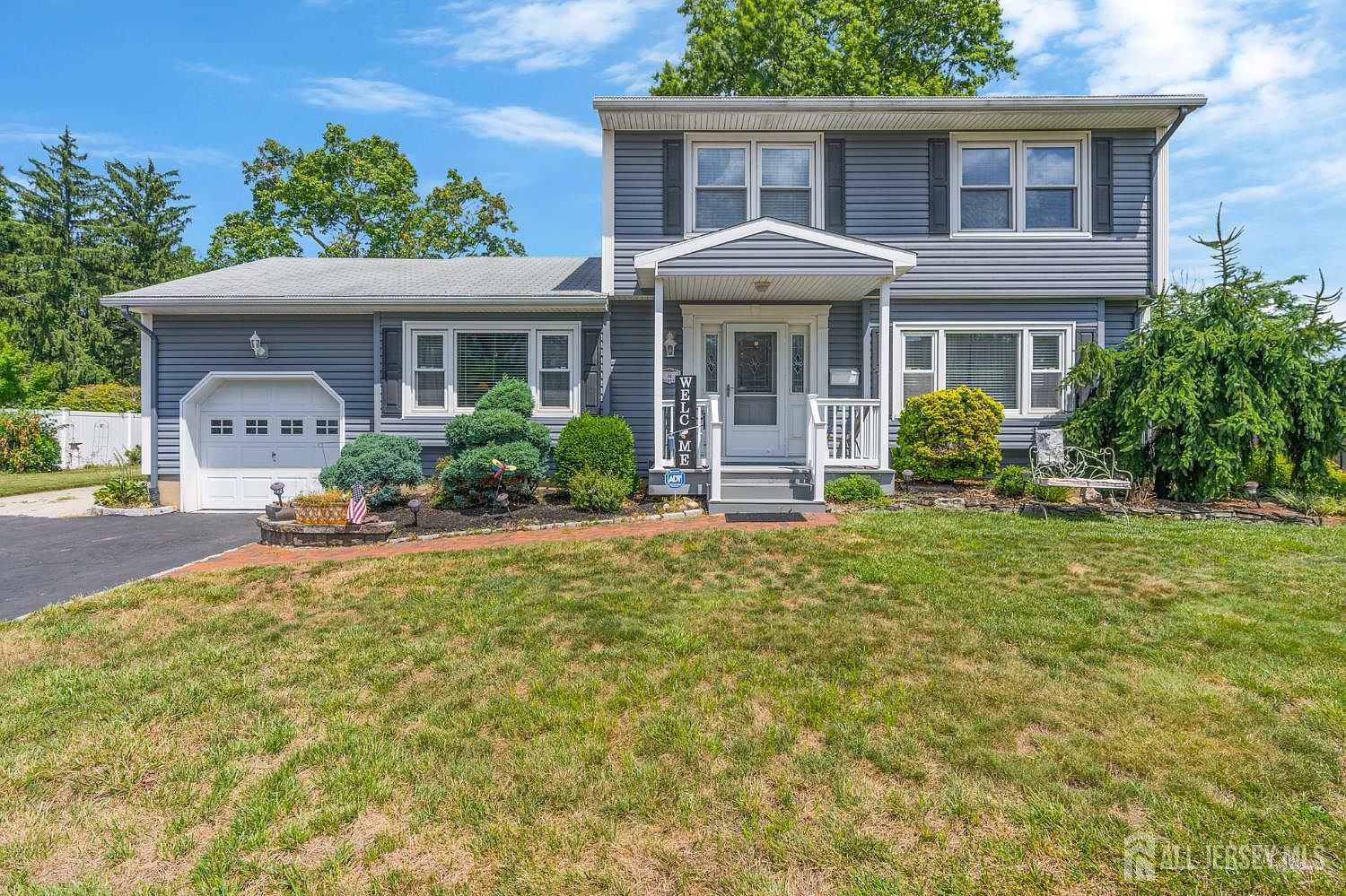 32 Dogwood Dr, Middlesex, NJ 08846 | Zillow