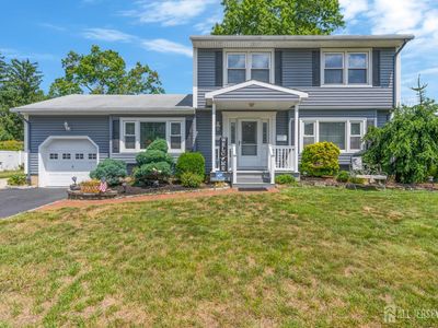 32 Dogwood Dr, Middlesex, NJ, 08846