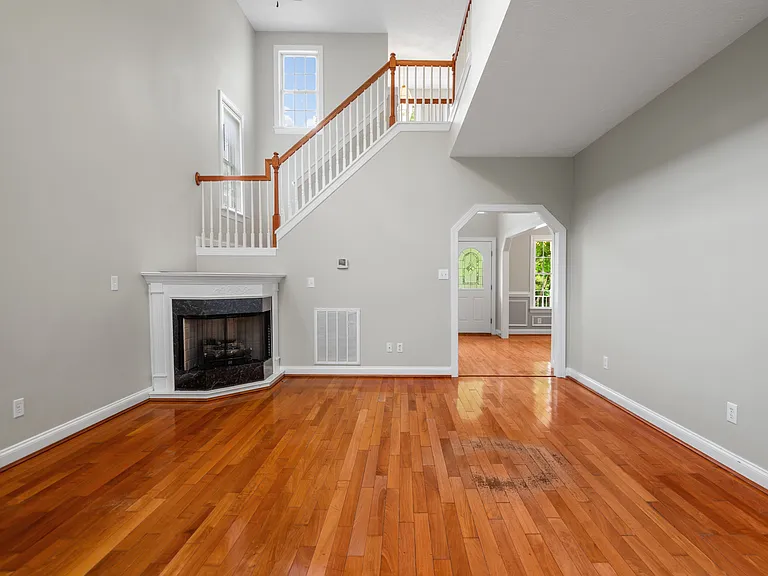 619 Greyshire Dr — Photo 22