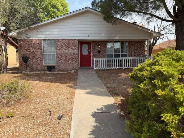 1021 Ivy Dr, Roswell, NM 88203