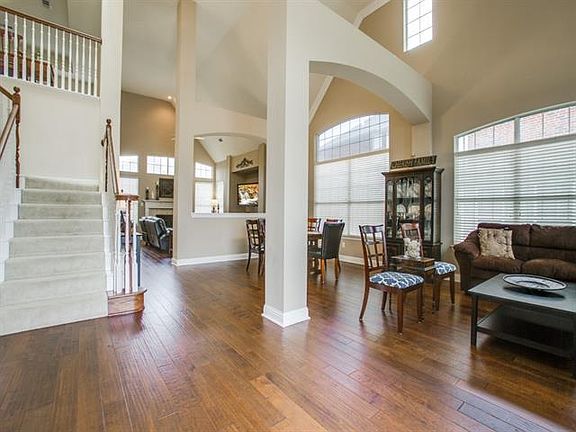 4th image of 1210 Arbor Park Dr