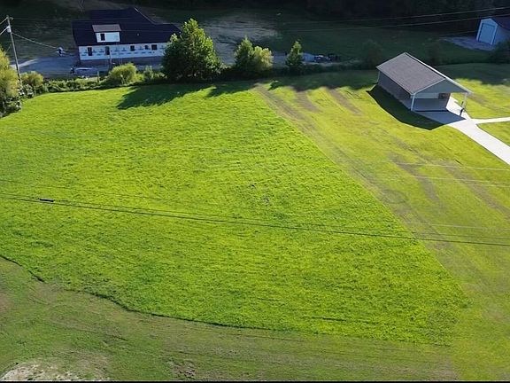2nd image of 171 Higgins Rd