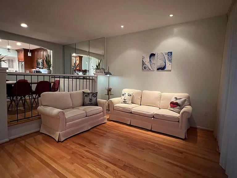 First floor: living room