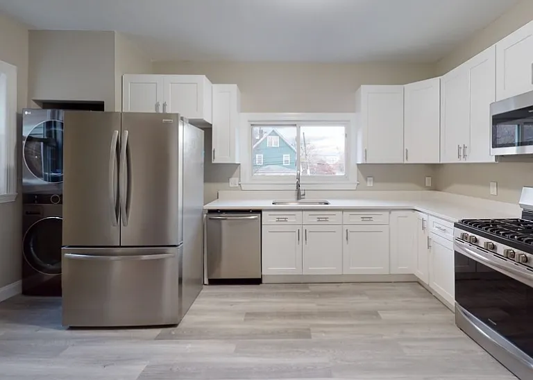 1010 Washington St — Photo 1