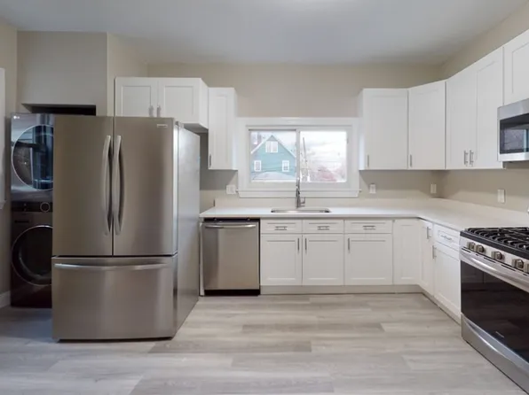 1010 Washington St, Newtonville, MA 02460