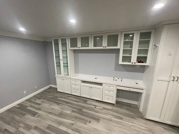 2nd image of 23356 La Mar APT C