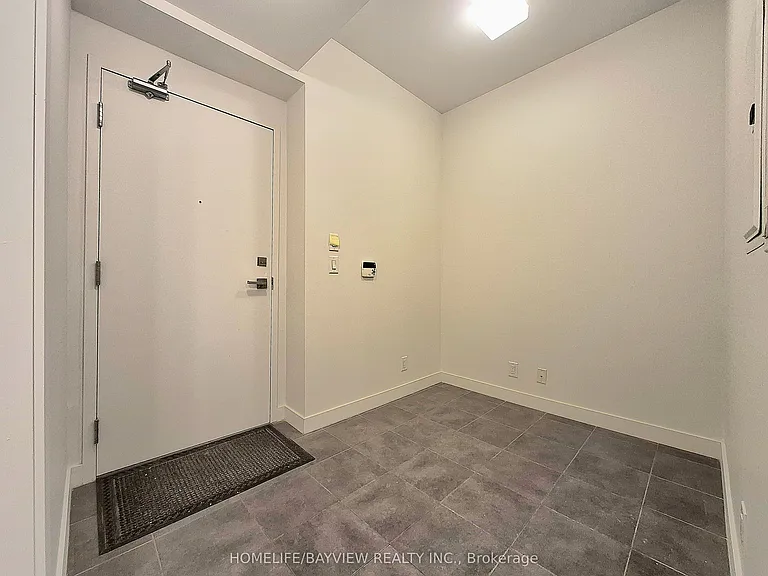 14 York St #1305 — Photo 19