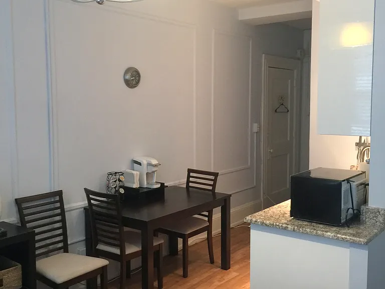 1324 Locust St — Photo 26