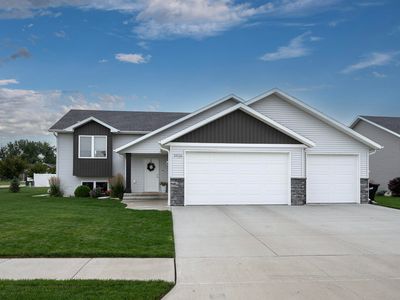 3926 Leighton Dr, Bismarck, ND, 58504