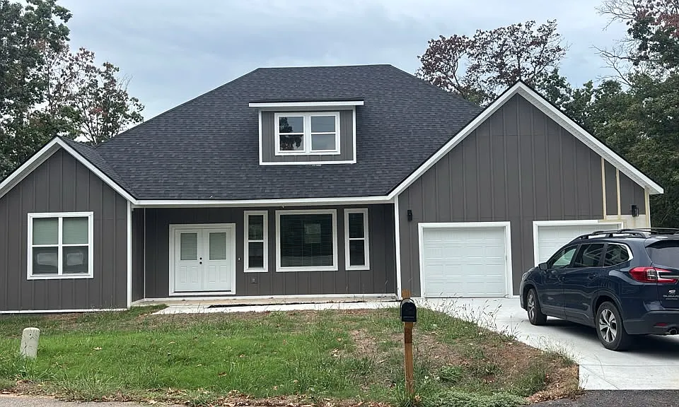 15 Skipton Dr
