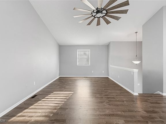 3rd image of 4856 Debbie Dr