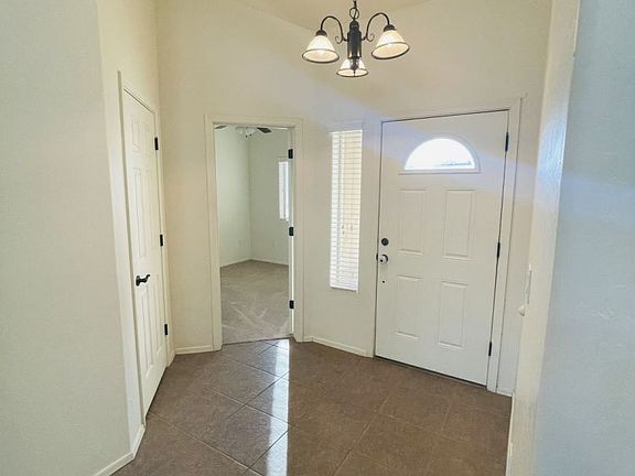 4th image of 1637 N Cota Ln