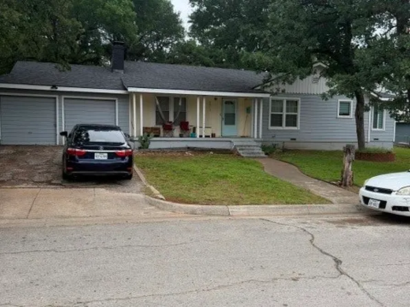 2841 Haynie St, Fort Worth, TX 76112