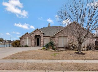 11708 Babbling Brook Dr, Fort Worth, TX 76244