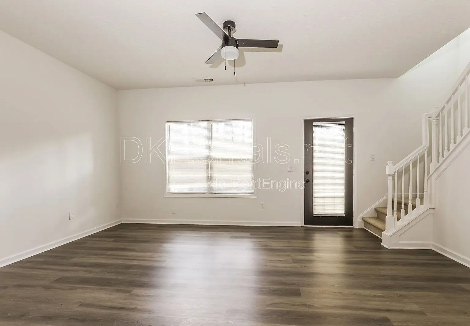 3 bed, 2.5 bath, 1408 sqft, $1,850 — Photo 3