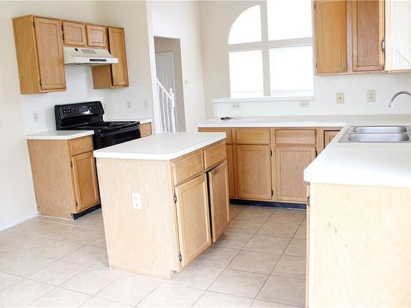 3rd image of 6530 Sturbridge Dr