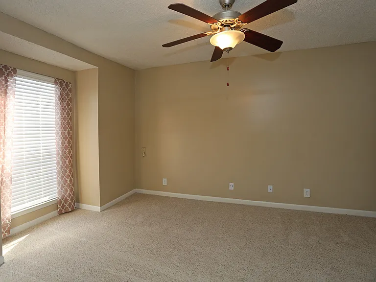 12315 Jones Maltsberger Rd — Photo 13