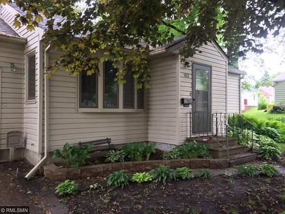 3rd image of 1013 Saint Thomas Ave