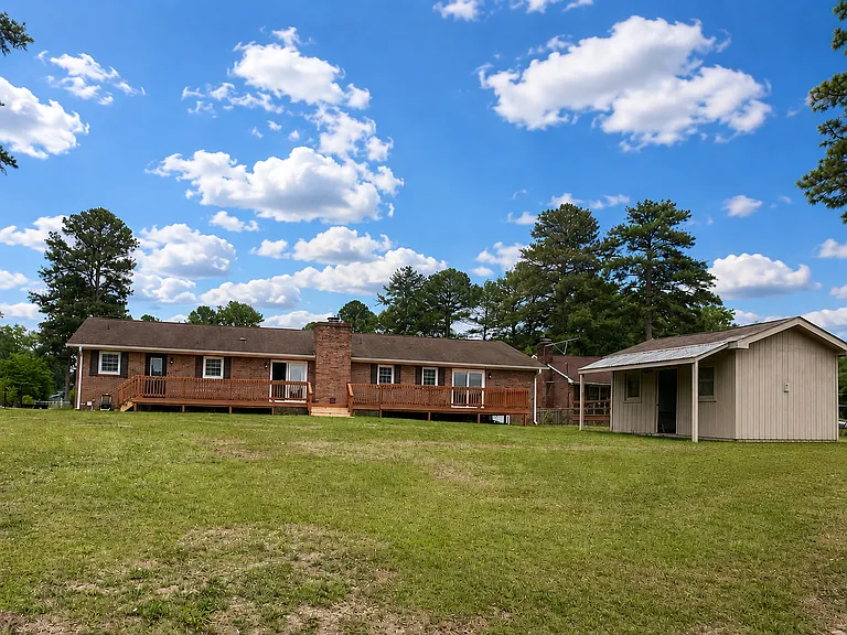 101 Bayview Cir — Photo 25
