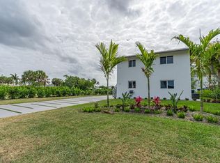 145 Capri Blvd #145, Naples, FL 34113