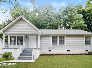 808 Silver Ct, Charlotte, NC 28217