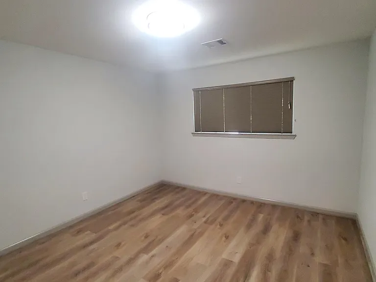 15119 Grove Gardens Dr — Photo 14