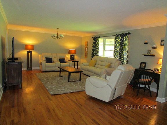 2nd image of 105 Cothran Dr